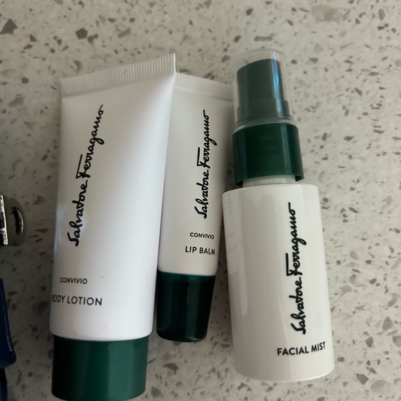 Salvatore Ferragamo pouch - Picture 3 of 4